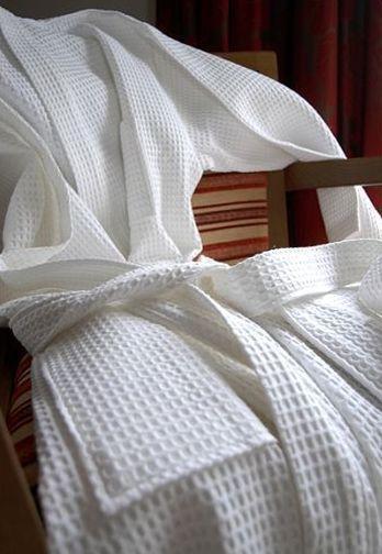 Love For White Spa Bathrobe, nmag.in, nude.in, nude, wellness magazine, lifestyle blog, beauty, wellness in india, aurveda, waffle towel, healthy, healthy lifestyle